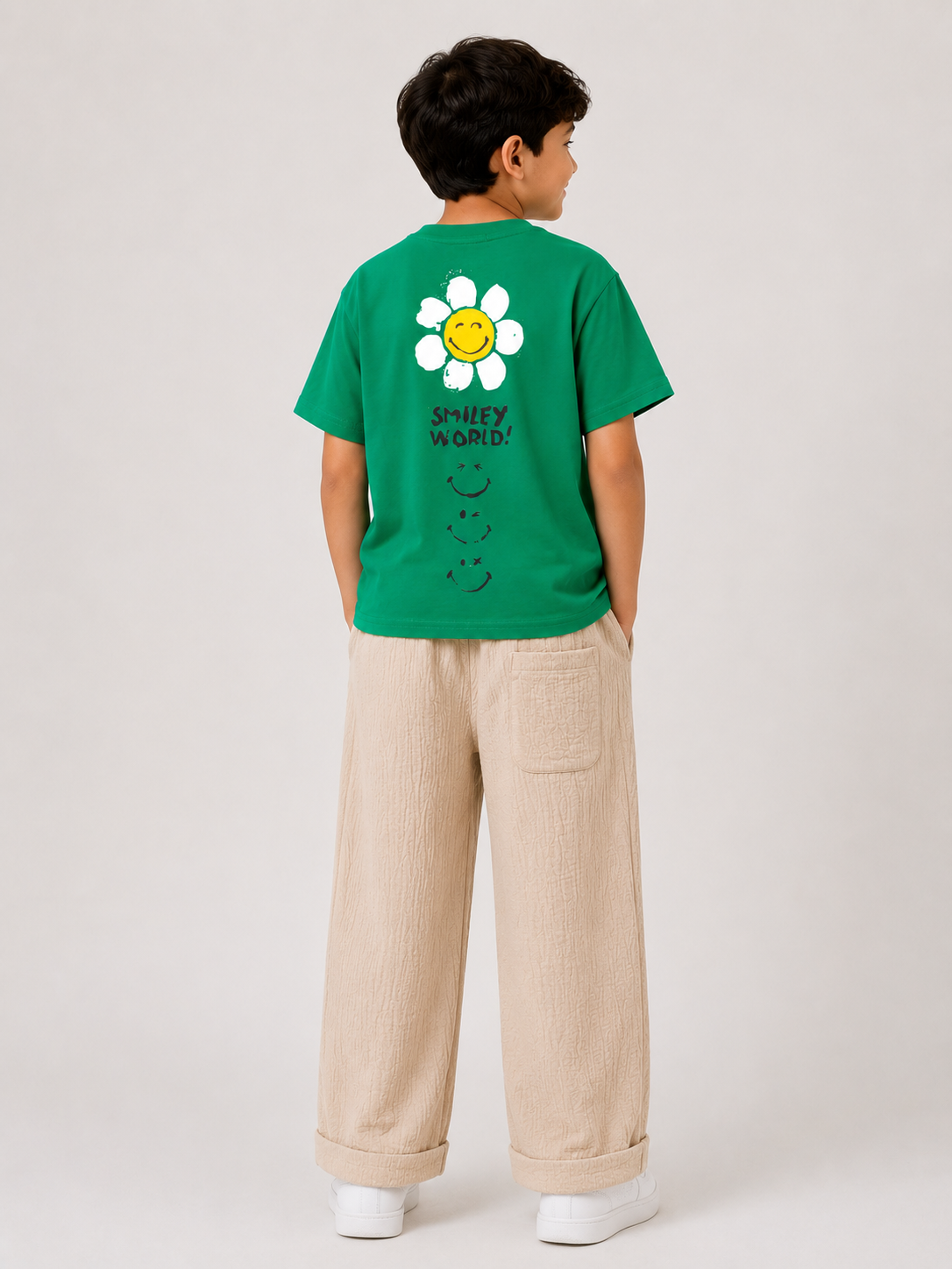 Smiley World Tee - Green